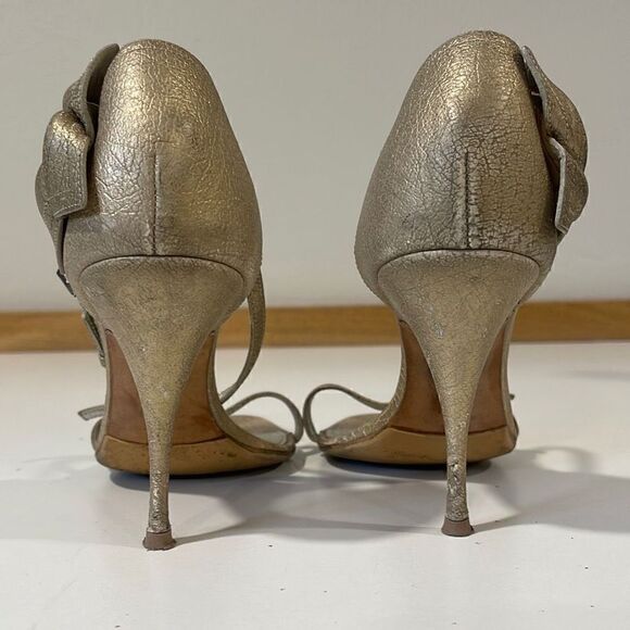 Givenchy Golden/Nude Sandal ￼Size 38 - Picture 5 of 12